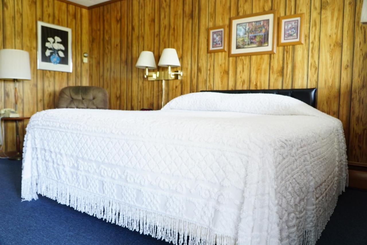 Knob Hill Motor Lodge Hillsville Chambre photo